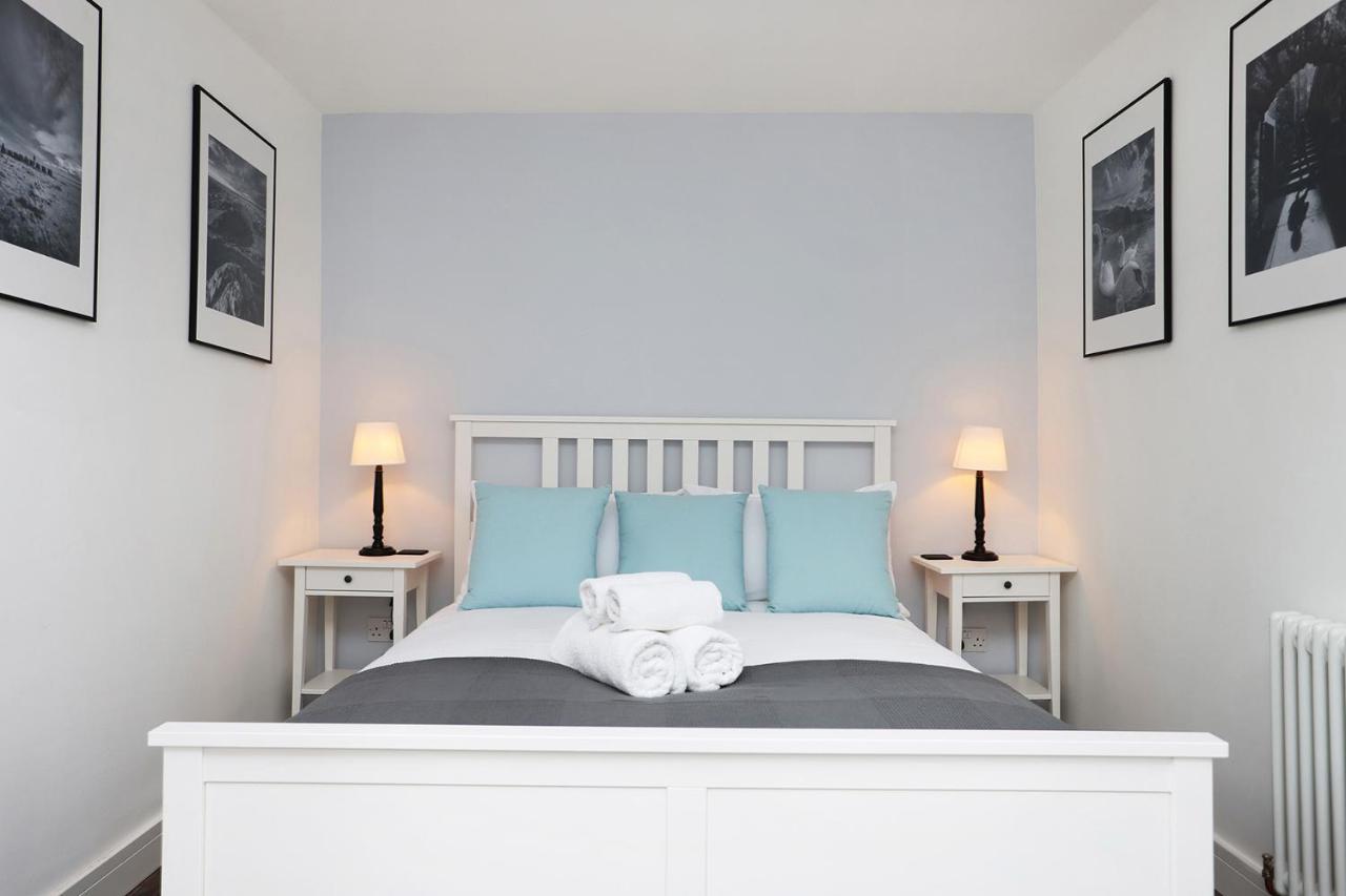 Joivy Contemporary Royal Mile Apartment With Balcony EDI Eksteriør billede